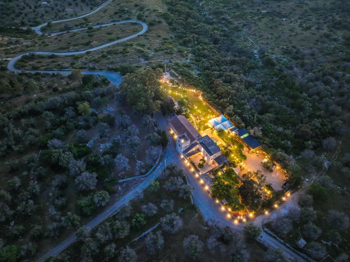 우겐토 Badia Del Casale B&B 외부 사진